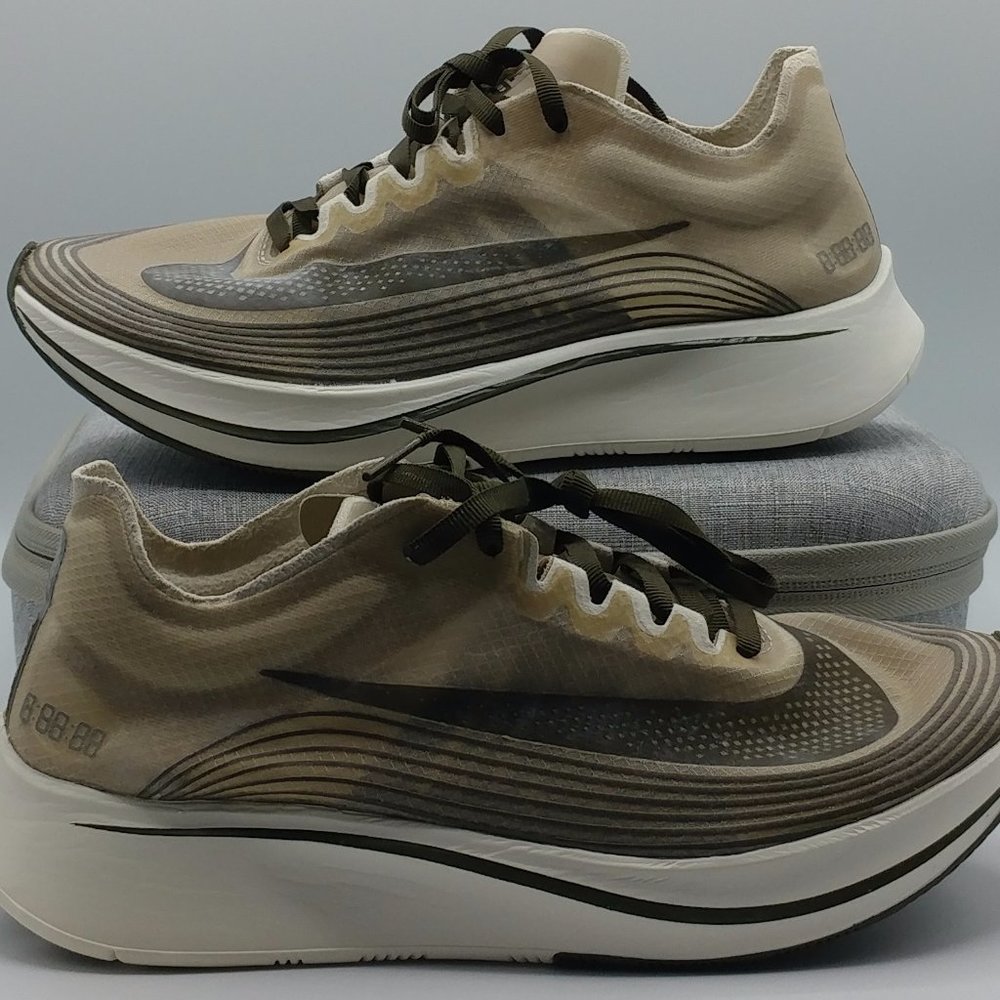 Nike NikeLab Zoom Fly SP Boys Size 5.5 W/Bag NEW